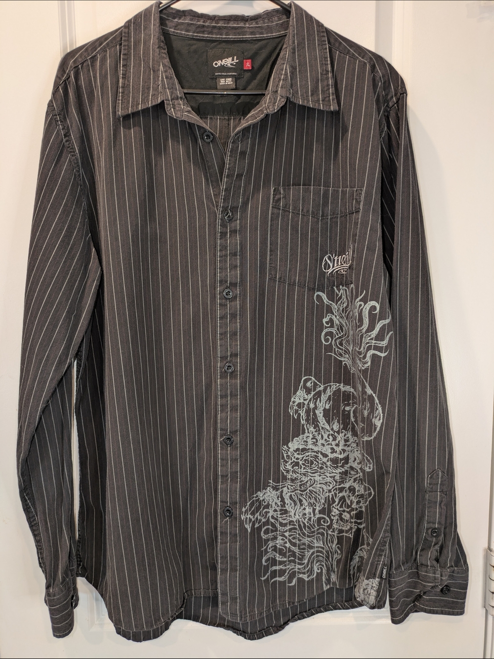 O’Neill Button Up Shirt Mens XL Black Pinstripe Graphic Skull Dragon Y2K Surf
